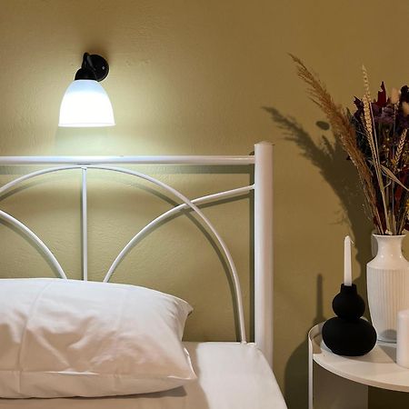 Papadatos Apts With Amazing View - 5Mins From The Beach Kontogialos Bagian luar foto