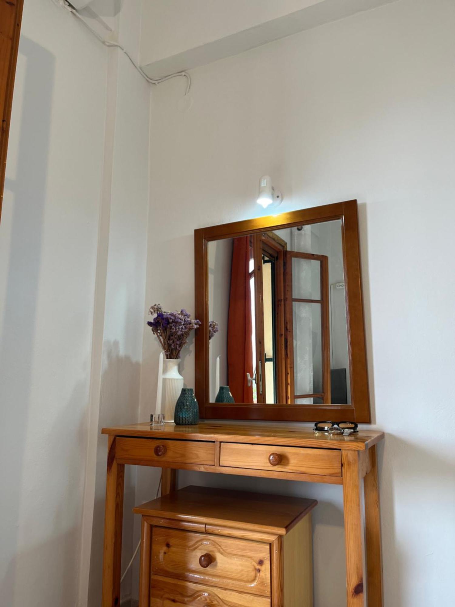 Papadatos Apts With Amazing View - 5Mins From The Beach Kontogialos Bagian luar foto