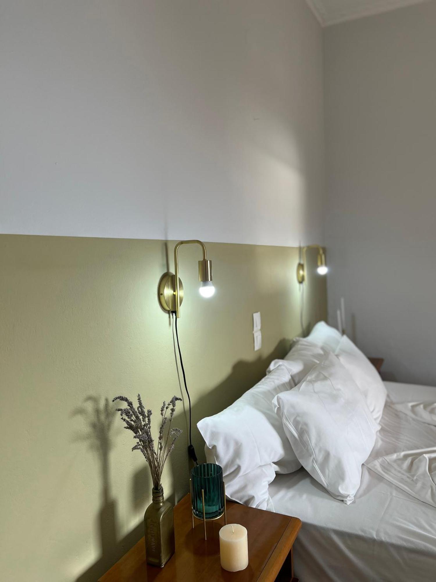 Papadatos Apts With Amazing View - 5Mins From The Beach Kontogialos Bagian luar foto