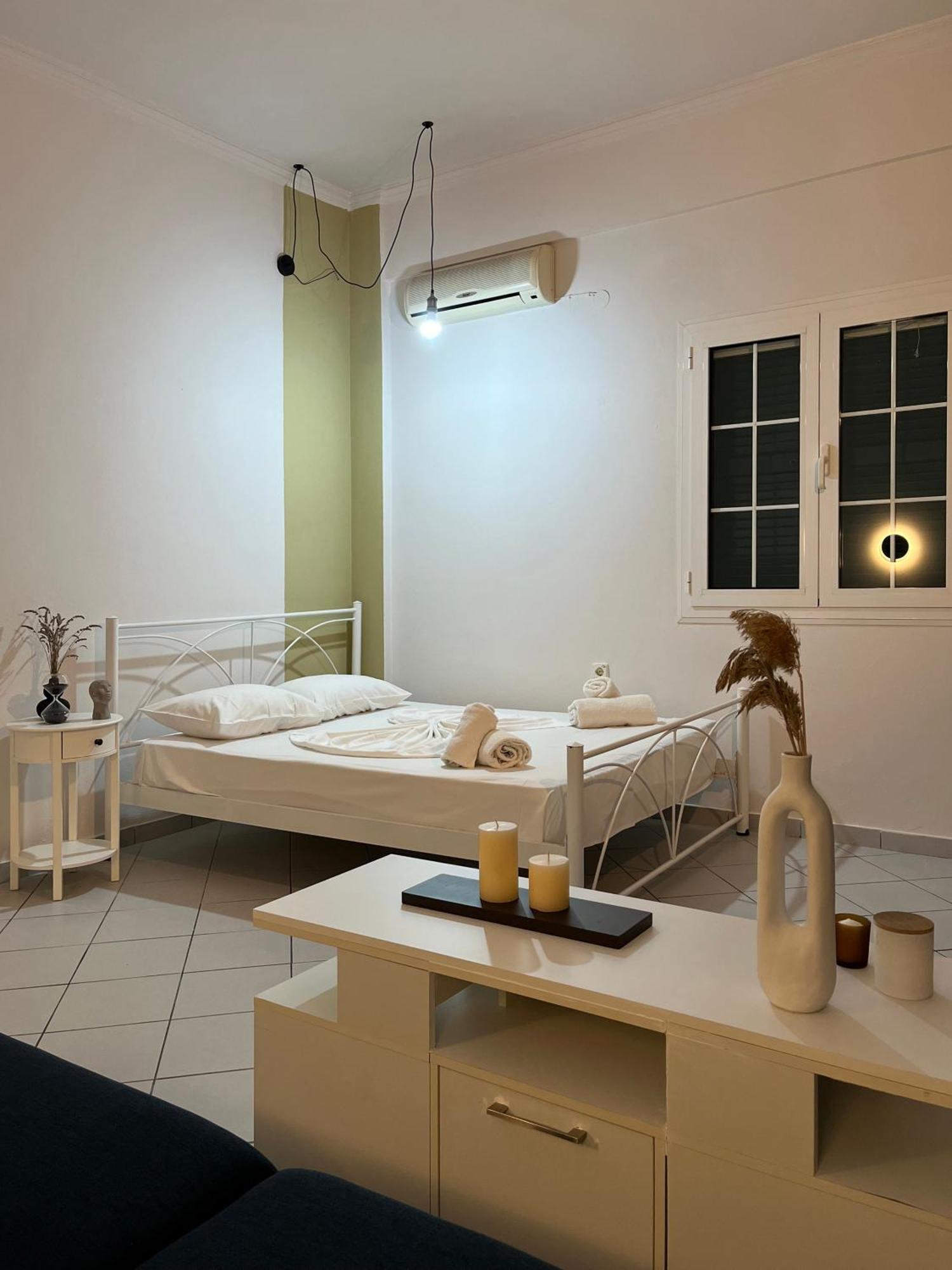 Papadatos Apts With Amazing View - 5Mins From The Beach Kontogialos Bagian luar foto